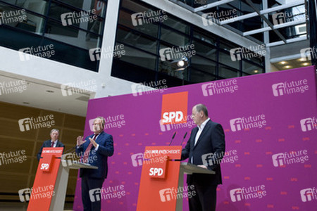 Pressestatement von Peer Steinbrueck und dem ver.di-Vorsitzenden Frank Bsirske, Berlin