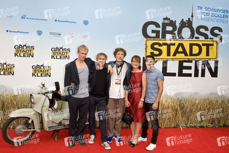 'Grossstadtklein' Premiere, Berlin