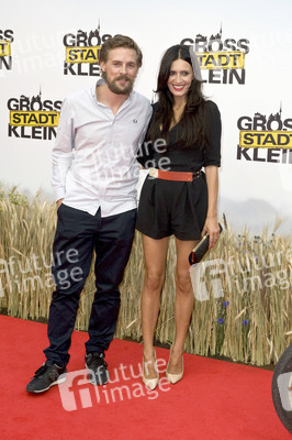 'Grossstadtklein' Premiere, Berlin