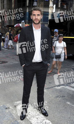 Liam Hemsworth läutet die NASDAQ Closing Bell, New York