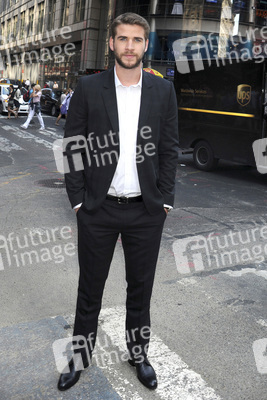 Liam Hemsworth läutet die NASDAQ Closing Bell, New York
