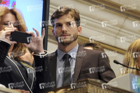 Ashton Kutcher Läutet die Eröffnungsglocke des NYSE, New York