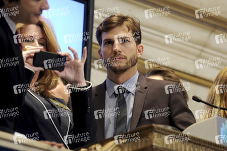 Ashton Kutcher Läutet die Eröffnungsglocke des NYSE, New York