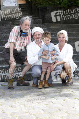 'Quatsch' Fototermin, Buckow