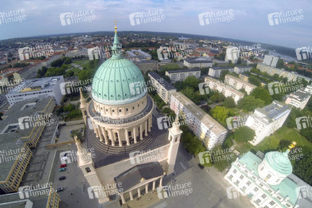 Luftaufnahmen vom Stadtschloss und der Nikolaikirche, Potsdam
