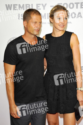'Wembley - Football is coming hoam' Premiere, München
