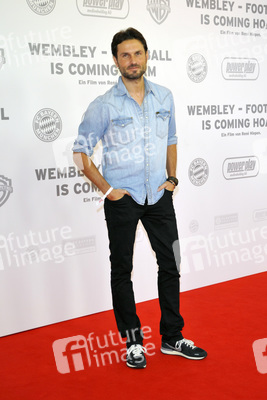 'Wembley - Football is coming hoam' Premiere, München