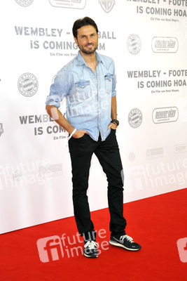 'Wembley - Football is coming hoam' Premiere, München
