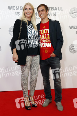 'Wembley - Football is coming hoam' Premiere, München