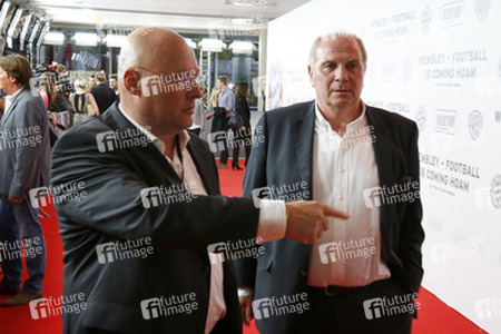 'Wembley - Football is coming hoam' Premiere, München