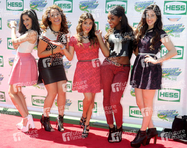 Camila Cabello, Dinah-Jane Hansen, Ally Brooke Hernandez, Normani Kordei Hamilton, Lauren Jauregui (Fifth Harmony)