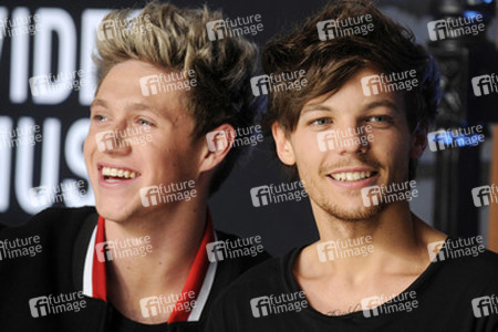 Niall Horan, Louis Tomlinson (One Direction)