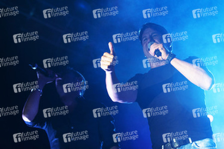 Andy & Lucas Perform in Alcala de Henares