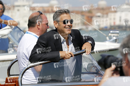 Auf dem Weg zum 'Gravity' Photocall, Biennale 2013