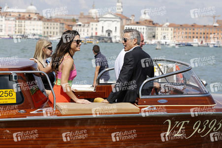 Auf dem Weg zum 'Gravity' Photocall, Biennale 2013