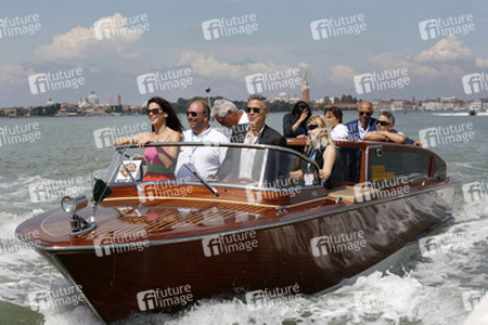 Auf dem Weg zum 'Gravity' Photocall, Biennale 2013
