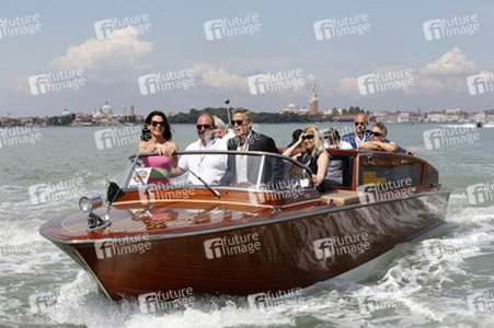 Auf dem Weg zum 'Gravity' Photocall, Biennale 2013