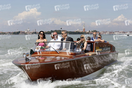 Auf dem Weg zum 'Gravity' Photocall, Biennale 2013