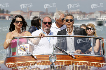 Auf dem Weg zum 'Gravity' Photocall, Biennale 2013