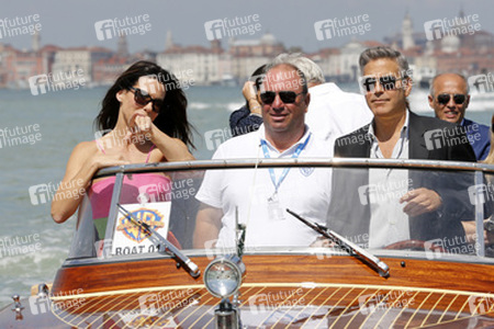Auf dem Weg zum 'Gravity' Photocall, Biennale 2013