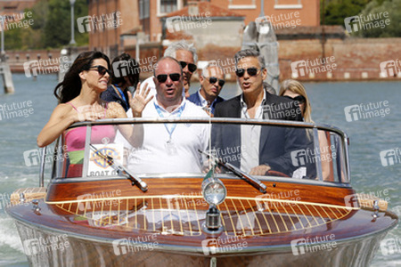 Auf dem Weg zum 'Gravity' Photocall, Biennale 2013