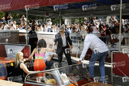 Auf dem Weg zum 'Gravity' Photocall, Biennale 2013
