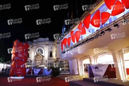 'The Canyons' Premiere, Biennale 2013