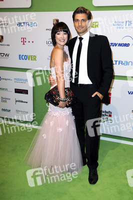 Nela Panghy-Lee mit Freund Christian