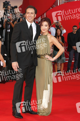 Nicolas Cage mit Ehefrau Alice Kim