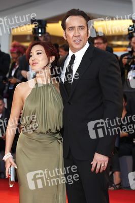 Nicolas Cage mit Ehefrau Alice Kim