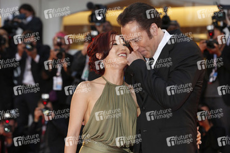 Nicolas Cage mit Ehefrau Alice Kim