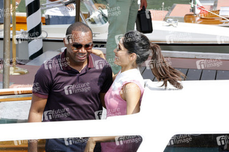Freida Pinto auf der Biennale 2013