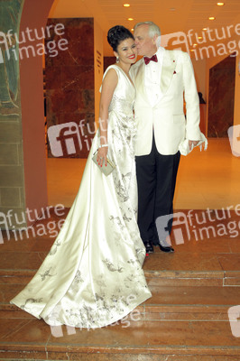 Alexander Pereira mit Freundin Daniela Weisser de Sosa