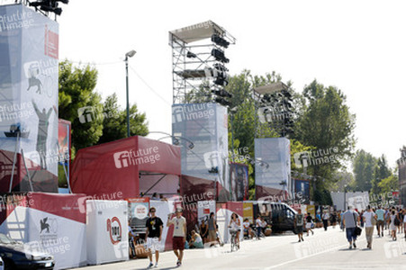 Festivalbanner, Biennale 2013