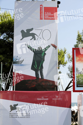 Festivalbanner, Biennale 2013