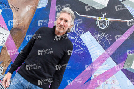 Roger Waters unterstützt den East Side Gallery Protest, Berlin