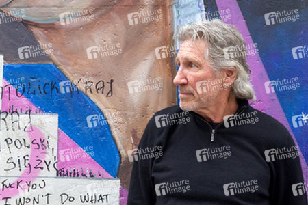Roger Waters unterstützt den East Side Gallery Protest, Berlin