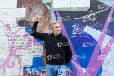 Roger Waters unterstützt den East Side Gallery Protest, Berlin