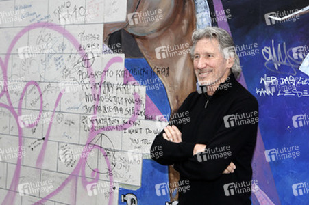 Roger Waters unterstützt den East Side Gallery Protest, Berlin