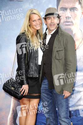 Gedeon Burkhard mit Freundin Anika Bormann