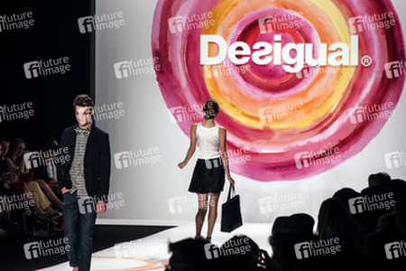 Desigual Fashion Show, Fashion Week New York