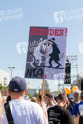 'Freiheit statt Angst 2013' Demonstration, Berlin