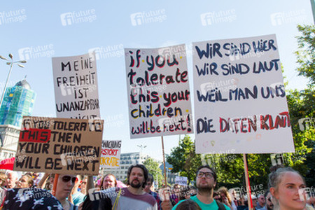 'Freiheit statt Angst 2013' Demonstration, Berlin