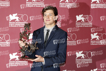 Tye Sheridan mit dem Marcello Mastroianni Award für den besten NachwuchsSchauspieler in 'Joe'