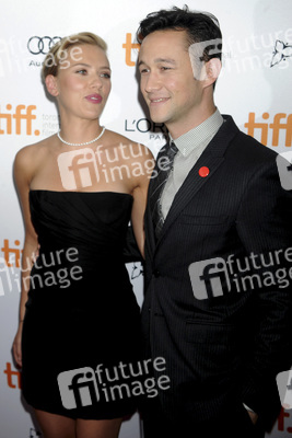Scarlett Johansson, Joseph Gordon-Levitt