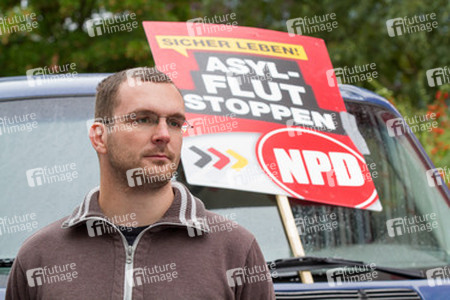 NPD Kundgebung in Hellersdorf, Berlin
