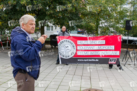 NPD Kundgebung in Hellersdorf, Berlin