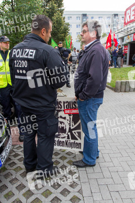 NPD Kundgebung in Hellersdorf, Berlin