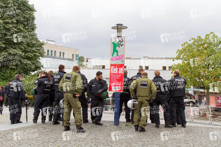 NPD Kundgebung in Hellersdorf, Berlin