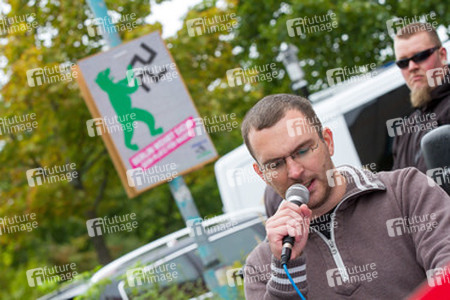 NPD Kundgebung in Hellersdorf, Berlin